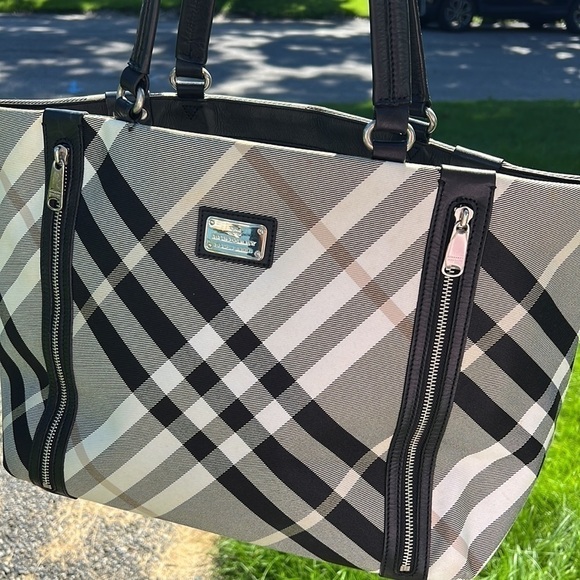 Burberry BLUE LABEL Tote Bag - Picture 11 of 11